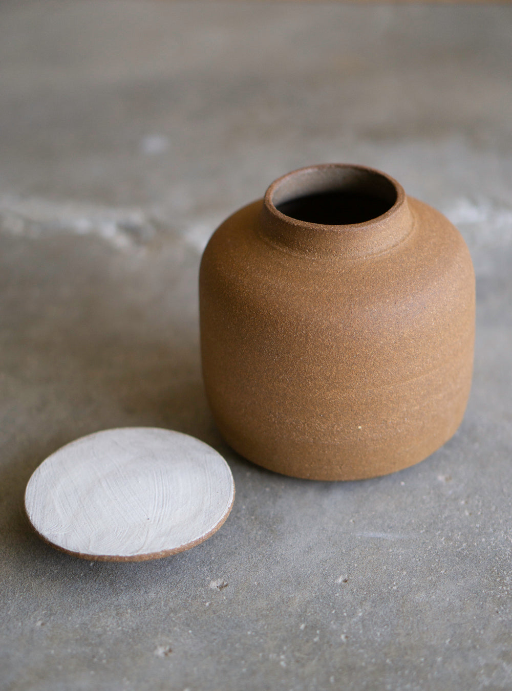 Brune – Bottle with Stopper