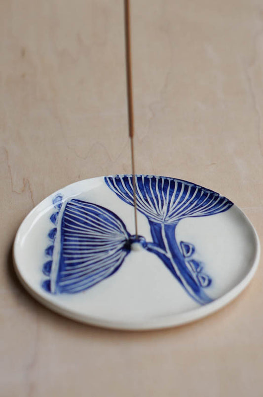 Blue flower incense holder