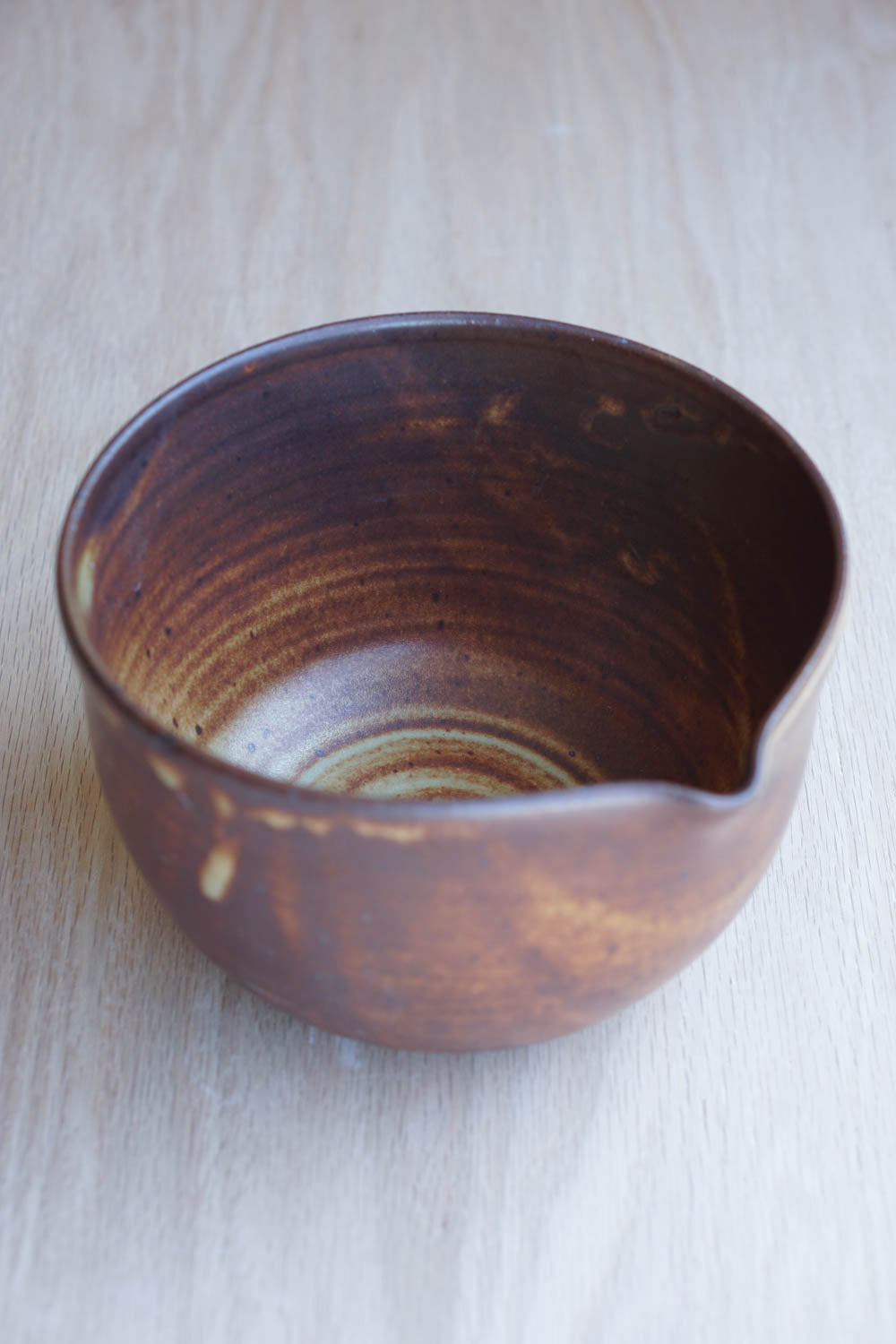 brown mixing bowl