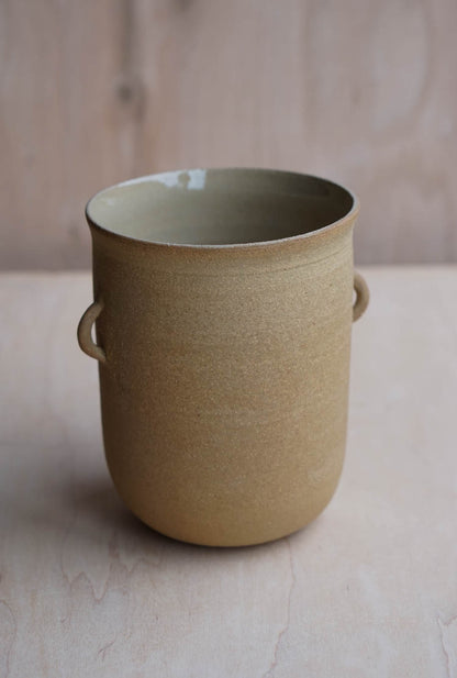 The small handle vase