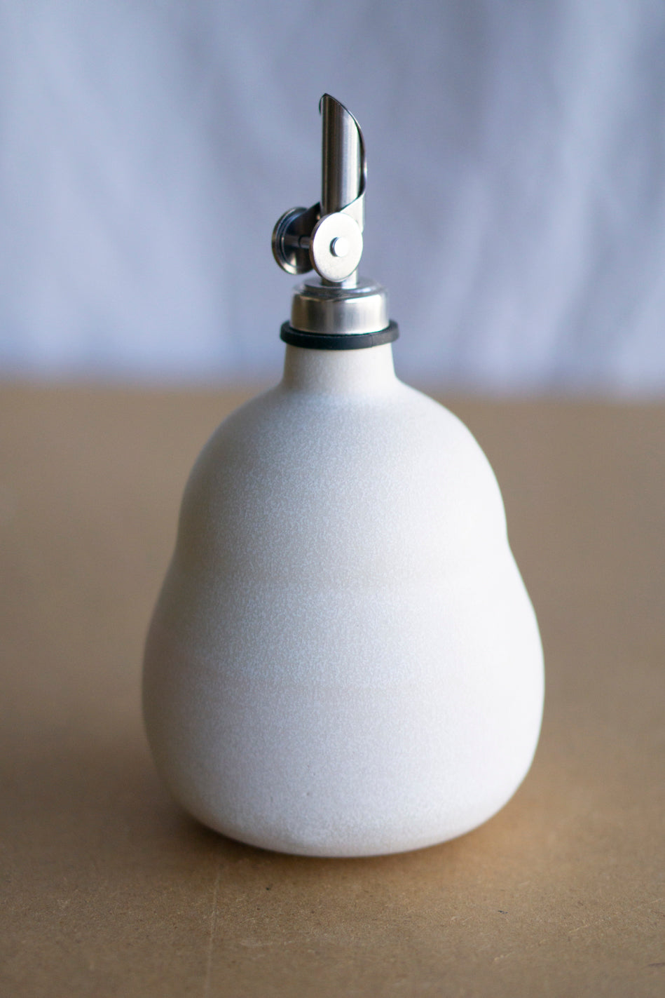 Olive Oil Dispenser – Feelceramics