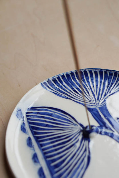 Blue flower incense holder