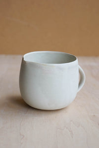 clean & minimal handmade ceramics creamer 