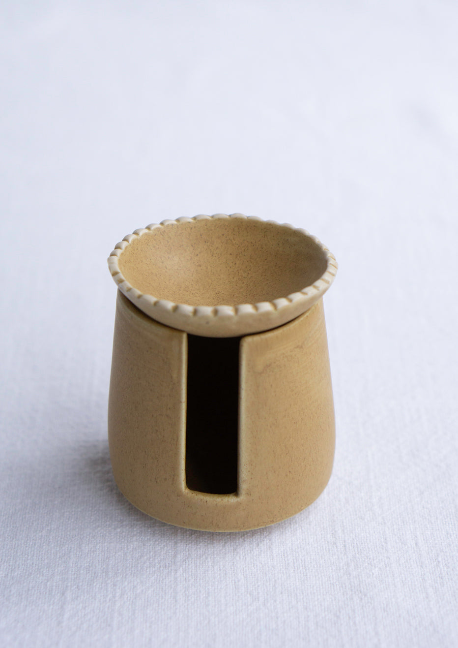 Essential Oil Burner in mustered