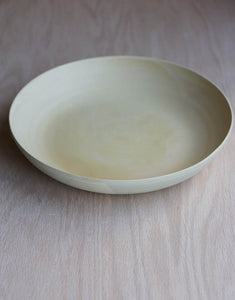 Light yellow serving plate